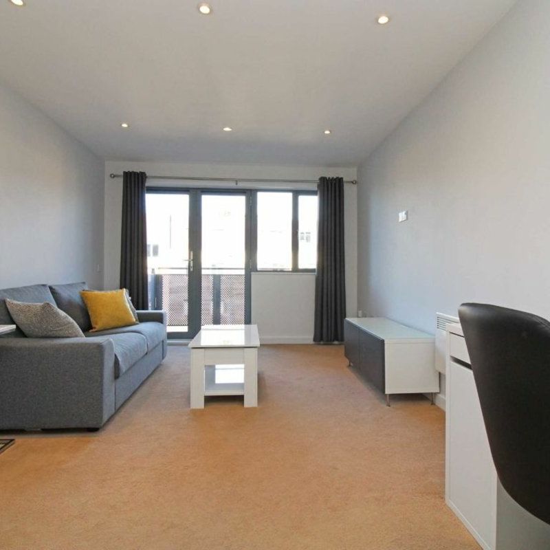 Lapis Close - Photo 1