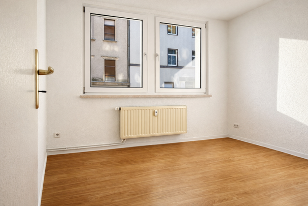 Kompakt wohnen, entspannt leben – 2 Zimmer mit Balkon - Photo 1
