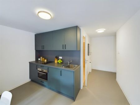 Suite 2.13 - Photo 3