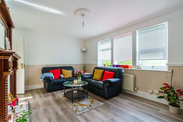 2 bed flat to rent in Church Road, Newcastle Upon Tyne, NE3 - Photo 1