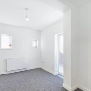 1 bedroom maisonette to rent - Photo 2