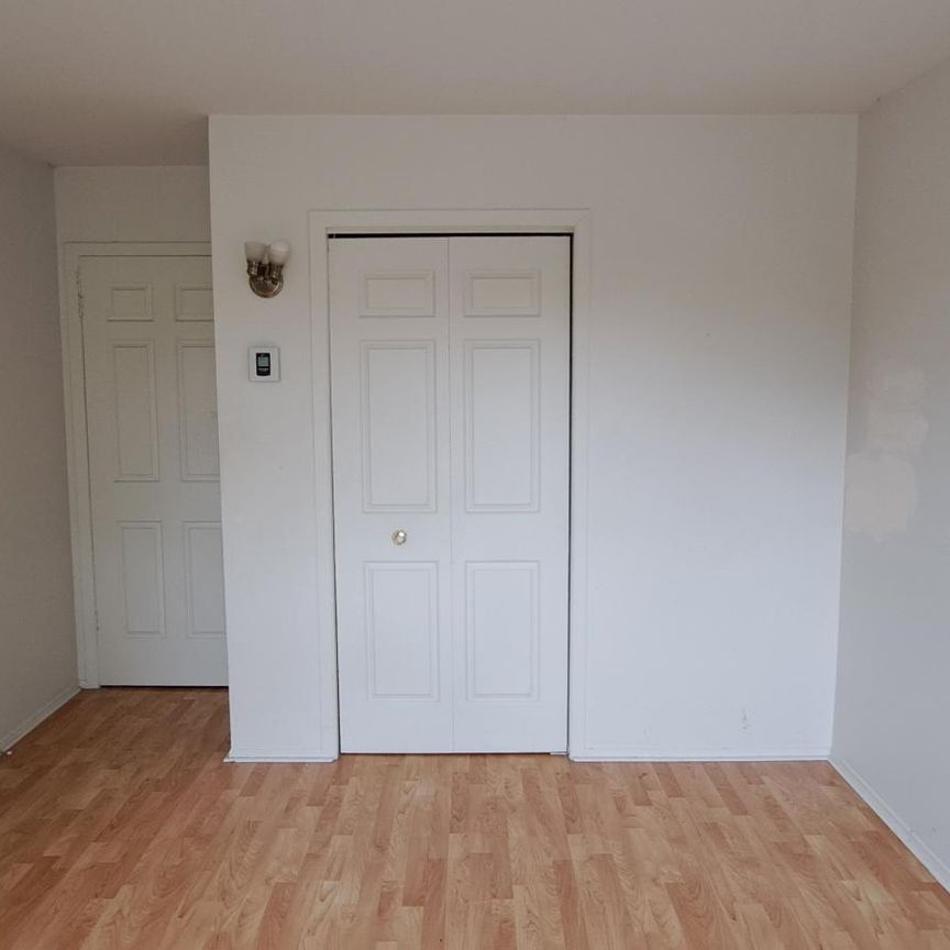 Le 2940 des Gouverneurs, St-Hyacinthe - Photo 1