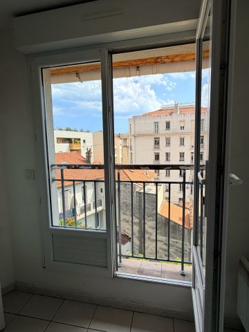 Location Appartement 1 pièce 22m² TOULON 83100 - Photo 5