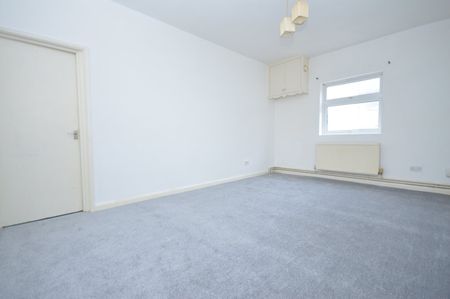 2 bedroom apartment - Photo 4