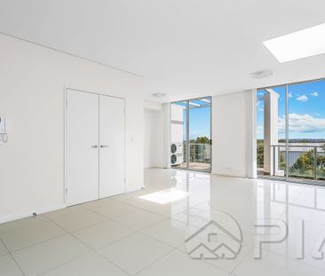 2 Bedrooms plus study apartment with great view, Modern Specs - Photo 3