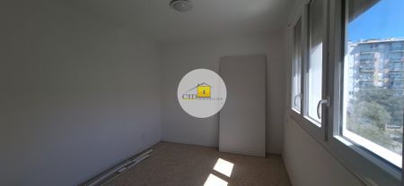 Appartement - 3 pièces - 61,20 m² - Saint-Priest - Photo 2
