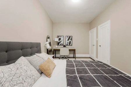 Broadview Mansions — 1 Bedroom, 1 Bathroom - Photo 2
