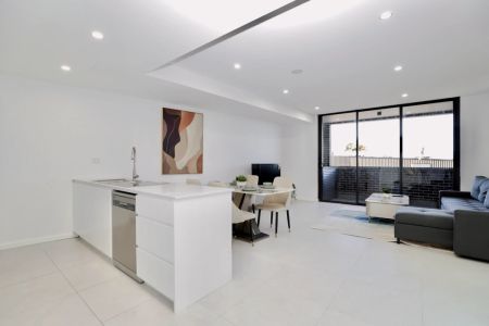 2 bed 2 bath - Photo 3