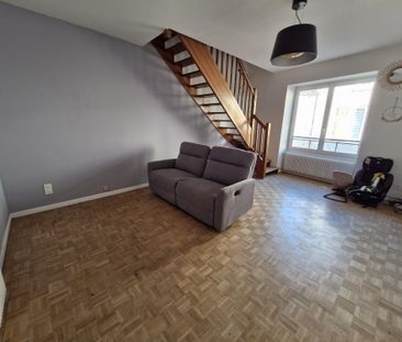 Location Appartement 3 pièces 70m² VERNAISON 69390 - Photo 1