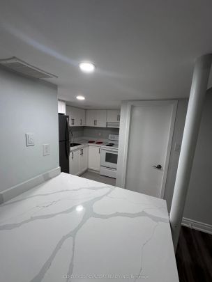 50 Marbury Crescent #Lower - Photo 1