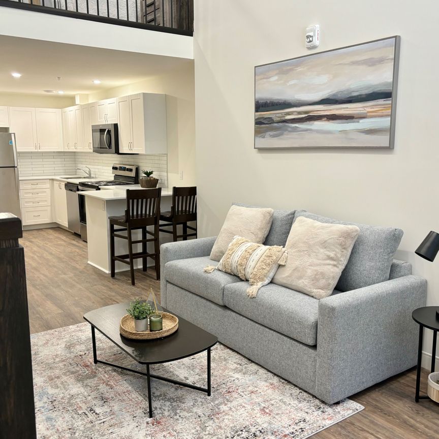 For Lease - 135 Station Street Unit# 107, Belleville, Ontario - Photo 1