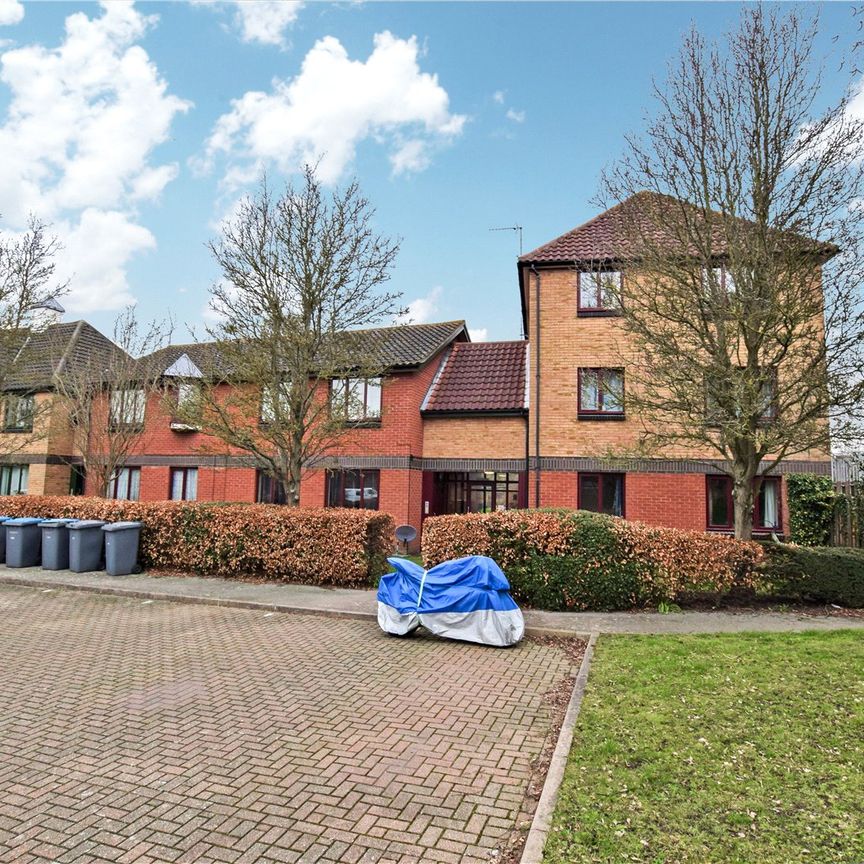 Burgess Place, Martlesham Heath, Ipswich, Suffolk, IP5 3QZ - Photo 1