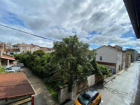Location appartement rénové 1 pièce 28.63 m² à Romans-sur-Isère (26100) 4 - Photo 2