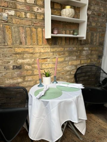 Studio Flat, Charleville Road, W14 - Photo 2