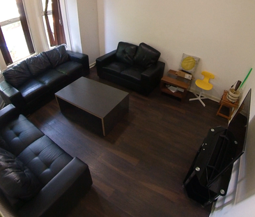 9 bedroom semi-detached house to rent - Photo 1