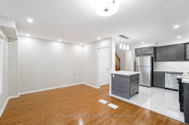 For Lease - 833 Scollard Court Unit# 92, Mississauga, Ontario - Photo 1