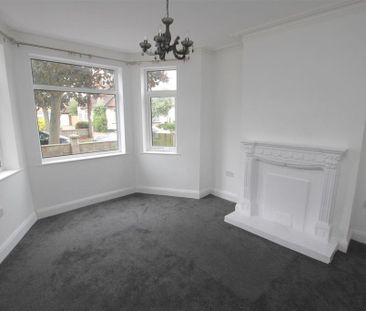 3 bedroom detached house to rent - Photo 2