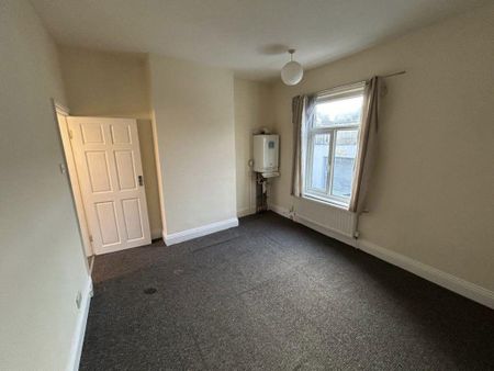 3 bedroom property to rent - Photo 3
