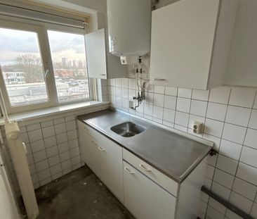 Appartement te huur: Winston Churchilllaan 17-C 3202 GN Spijkenisse - Photo 2