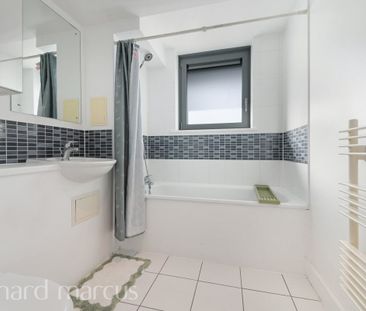 Hardwicks Square, London - Photo 3