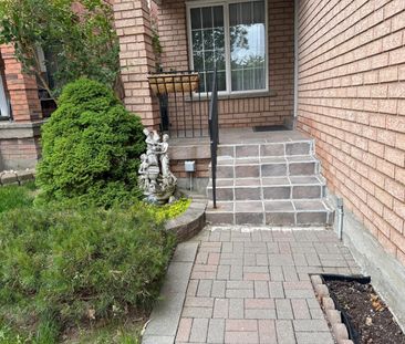 For Lease - 5392 Marblewood Drive, Mississauga, Ontario - Photo 1