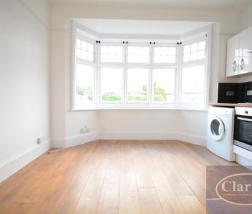 Studio to rent - Photo 5