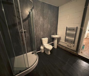 Room in a Shared House, Roxeth Hill, HA2 - Photo 5