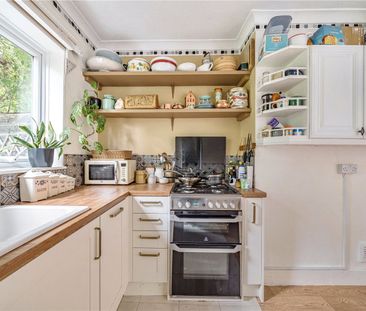 Shelbourne Road, N17, London - Photo 3