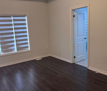 For Lease - 1222 Plymouth Drive, Oshawa, Ontario - Photo 5