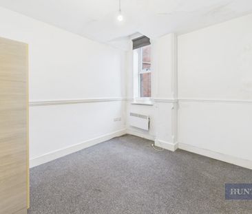 2 bedroom Flat To Let - Photo 4