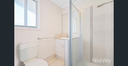 Modern Family Living in the Heart of Raceview - Photo 4