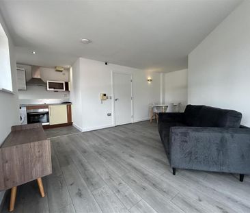 2 bedroom apartment to rent - Photo 5