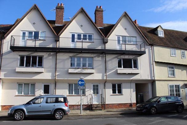 2 bedroom property to rent - Photo 1