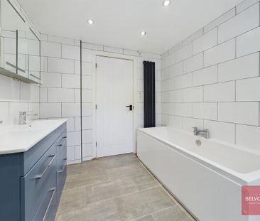 2 bedroom maisonette to rent - Photo 4