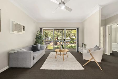 2 Bedroom Home - Photo 2