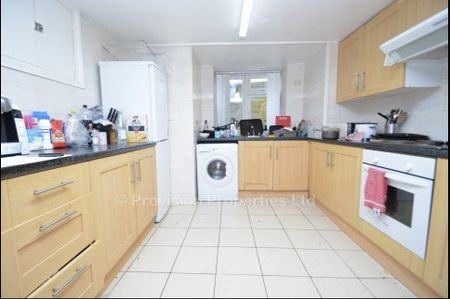 7 Bedroom Houses Hyde Park Unihomes - Photo 4