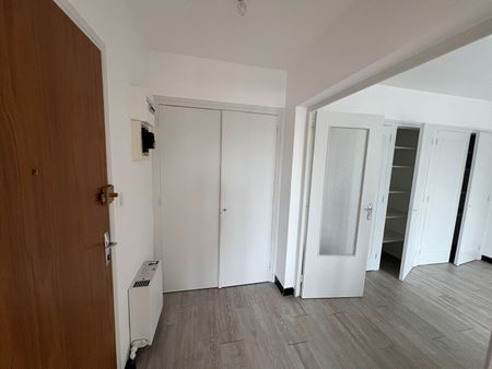 Location Appartement 2 pièces 44m² - Photo 4