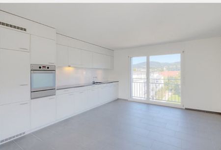 2.5 Zimmer, 65 m², 1. Stock - Photo 3