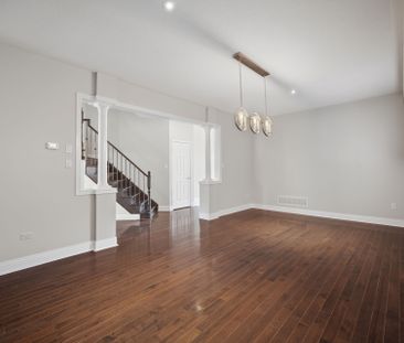 For Lease - 94 Kingsview Drive, Vaughan, Ontario - Photo 2