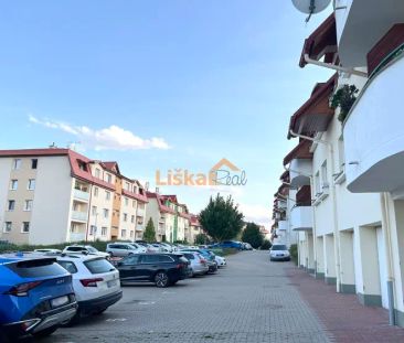 Pronájem bytu se dvěma balkony o dispozici 3+kk (82 m - Photo 6
