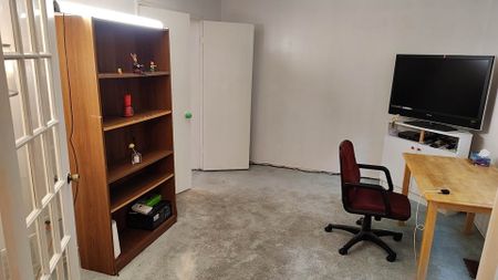 For Lease - 3050 Olympus Mews Unit# Main Floor, Mississauga, Ontario - Photo 5