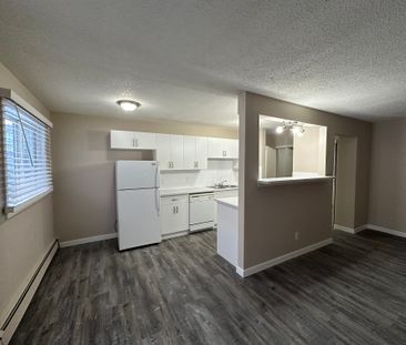 2 Bedroom for rent on 2nd floor in Riverside Meadows! - Photo 2