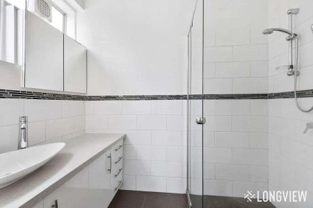 “Life Can Be Beachy” - Photo 2