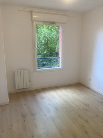 Location Appartement 2 pièces 43m² TALENCE 33400 - Photo 5