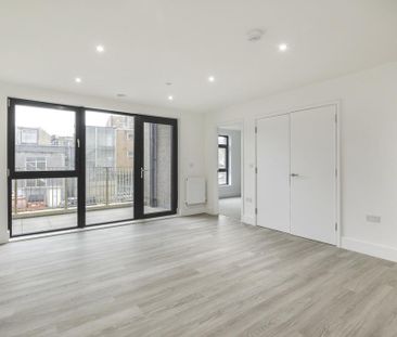 2 bedroom flat to rent - Photo 4