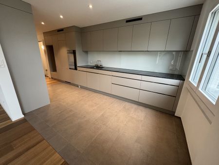 "Frisch renovierte und helle Wohnung" - Foto 3