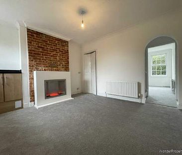 2 bedroom property to rent in Farnham - Photo 3