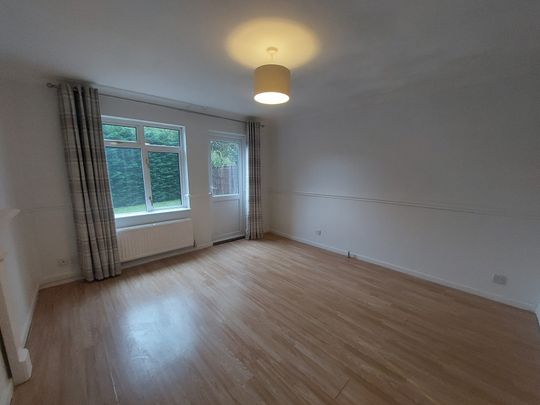 Monmouth Close, Eastleigh, Chandlers Ford - Photo 1