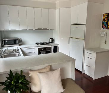 Stylish Northcote Living in a Prime Location - Photo 6