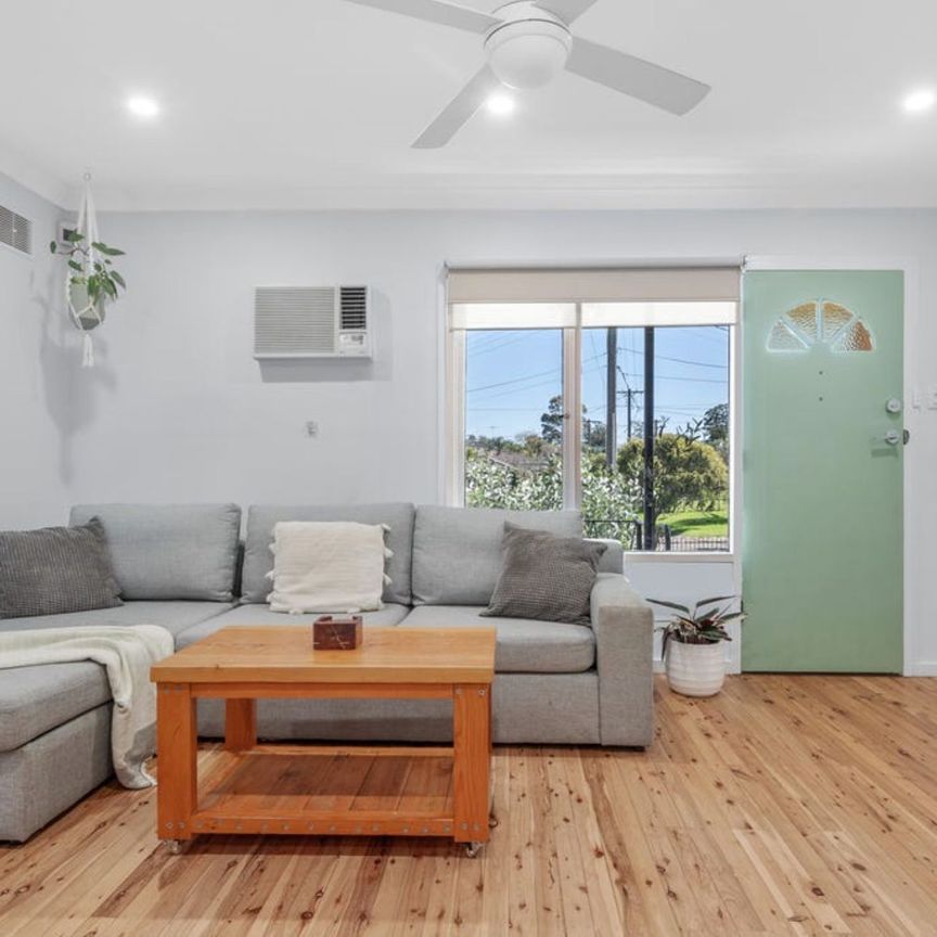 Generous Sized 3 Bedroom Home - Photo 1
